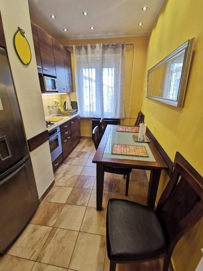 Smart Business Apartman ميسكولك المظهر الخارجي الصورة